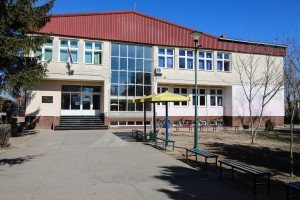 Poseta ministra sporta Vanje Udovičića OŠ "Sveti Sava"