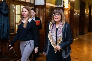 Ministarka kulture Maja Gojković na prijemu kod gradonačelnika Bakića i u obilasku zgrade Narodnog pozorišta