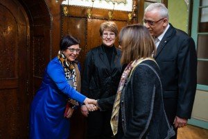 Ministarka kulture Maja Gojković na prijemu kod gradonačelnika Bakića i u obilasku zgrade Narodnog pozorišta