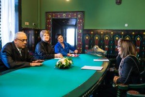 Ministarka kulture Maja Gojković na prijemu kod gradonačelnika Bakića i u obilasku zgrade Narodnog pozorišta