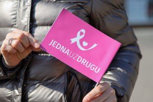 Šetnja u sklopu obeležavanja Dana borbe protiv raka dojke