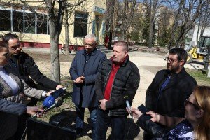 Obilazak radova na rekonstrukciji Trga maršala Tita u Bajmoku