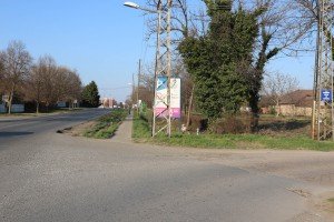 Neprilkadno obeleženo suženje puta na glavnom putu u Malom Bajmoku