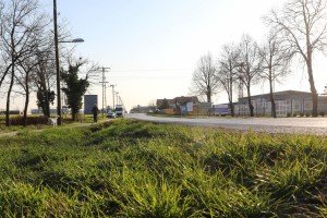 Neprilkadno obeleženo suženje puta na glavnom putu u Malom Bajmoku