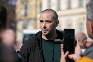 Organizacija "Narodne patrole" u obilasku lokacija gde se zadržavaju migranti duž železničke pruge u širem centru grada