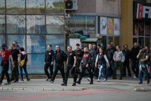 Organizacija "Narodne patrole" u obilasku lokacija gde se zadržavaju migranti duž železničke pruge u širem centru grada