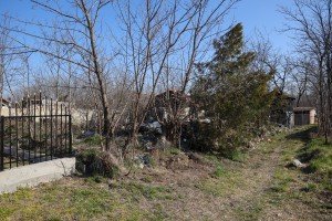 Divlja deoponija nadomak kuće