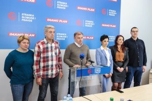 Sumiranje izbornih rezultata koalicije "Ujedinjeni za pobedu Srbije" u Subotici