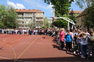 Dodela nagrada učenicima OŠ "Jovan Jovanović Zmaj" u akciji "Čepom do osmeha"