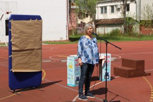 Dodela nagrada učenicima OŠ "Jovan Jovanović Zmaj" u akciji "Čepom do osmeha"