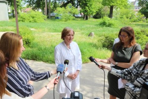 Crveni krst Subotica daruje bebe rođene na 8. maj