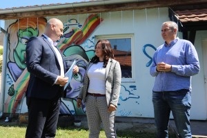 Sekretar Ivanišević u poseti udruženju "Autizam"