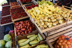 Prodaja voća i povrća u Malom Bajmoku