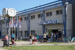 Besplatna škola plivanja za subotičke mališane