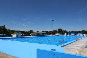 Bazen u Dudovoj šumi spreman za kupačku sezonu na otvorenom