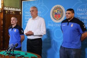 Prijem gradonačelnika Bakića za predstavnike Kluba dizača tegova "Spartak"