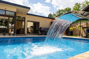 Villа Cvijanović - odmor u modernom ambijentu, uz bazen i wellnes sadržaje