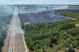 Požar na poljoprivrednom zemljištu  uz Palićki put