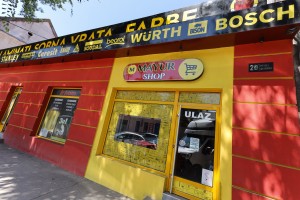 Kvalitetna sobna i sigurnosna vrata u "MayurShop-u"