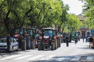 Protest poljoprivrednika u centru grada