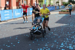 5. Subotički polumaraton - finišeri na ciljnoj rampi