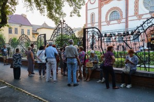 Koncert: „Pod sjajem zvezda“