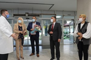 Darivanje beba rođenih na Dan Grada Subotice