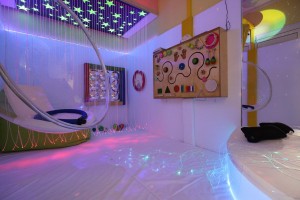 Obilazak senzorne sobe i letnjikovca u "Kolevki"