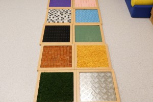 Obilazak senzorne sobe i letnjikovca u "Kolevki"