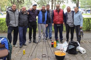 Humanitarno kuvanje i bazar za Leonu, Lea i Melindu