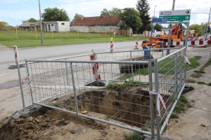 Radovi na ulazu u Bajnatsku ulicu sa Senćanskog puta