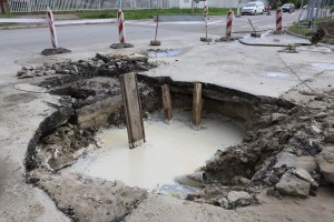 Radovi na ulazu u Bajnatsku ulicu sa Senćanskog puta