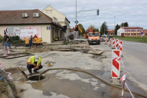 Radovi na ulazu u Bajnatsku ulicu sa Senćanskog puta