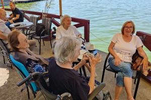 Dom za negu starih "Auxilium BB" - obilazak Palića i druženje u ustanovi