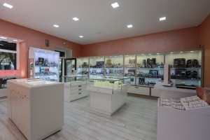 Prodavnica satova i nakita "Skala shop"