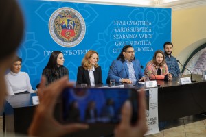 Najava pozorišne premijere "Najnormalniji čovek na svetu"