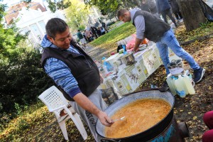VII humanitarni bazar i kuvanje kotlića