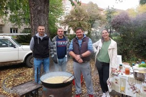 VII humanitarni bazar i kuvanje kotlića