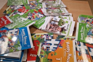 Podela udžbenika učenicima nižih razreda iz Romske zajednice