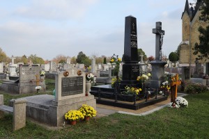 Komemoracija žrtvama iz 1944. godine (spomenik "Ptica slomljenih krila")