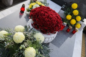 Komemoracija žrtvama iz 1944. godine (spomenik "Ptica slomljenih krila")