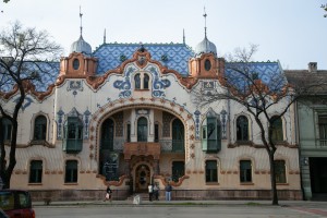 "Jesenja rapsodija" - Izložba umetničkih radova korisnika subotičkog Gerontološkog centra