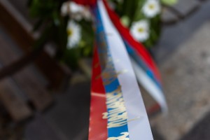 Polaganje venaca ispred Železničke stanice povodom Dana oslobođenja Subotice