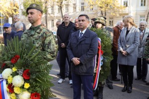 Polaganje venaca na Puškinovom trgu povodom Dana oslobođenja Subotice