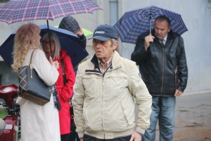 Polaganje venaca na spomenik "Balada vešanih"