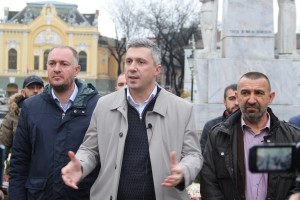 Obraćanje medijima predstavnika Srpskog pokreta "Dveri"