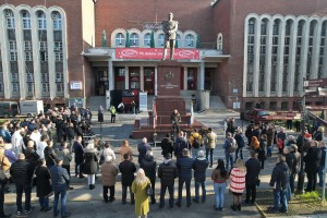 Polaganje venaca na spomenik kralju Petru I Karađorđeviću
