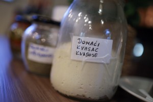 Burger bar "Fabrika" u ponudi ima i napolitanske pice