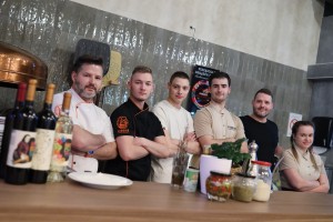 Burger bar "Fabrika" u ponudi ima i napolitanske pice