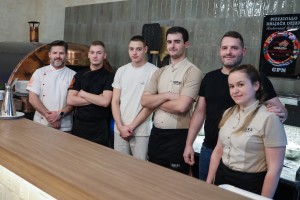 Burger bar "Fabrika" u ponudi ima i napolitanske pice